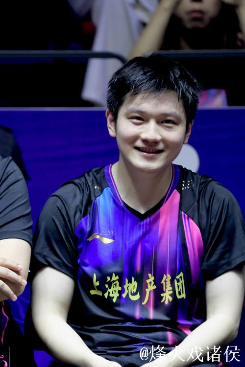 荣耀体坛明星！奉贤区开展体育名人档案收集活动