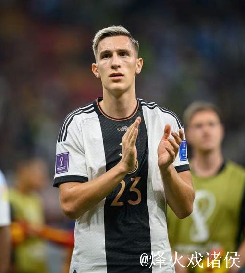 施洛特贝克离开多特可能赚更多钱，但他选择留队